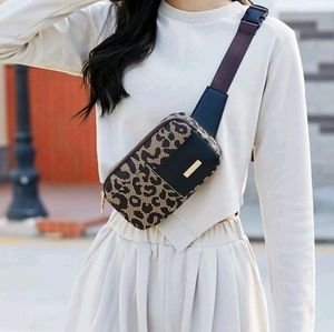 Crossbody bag